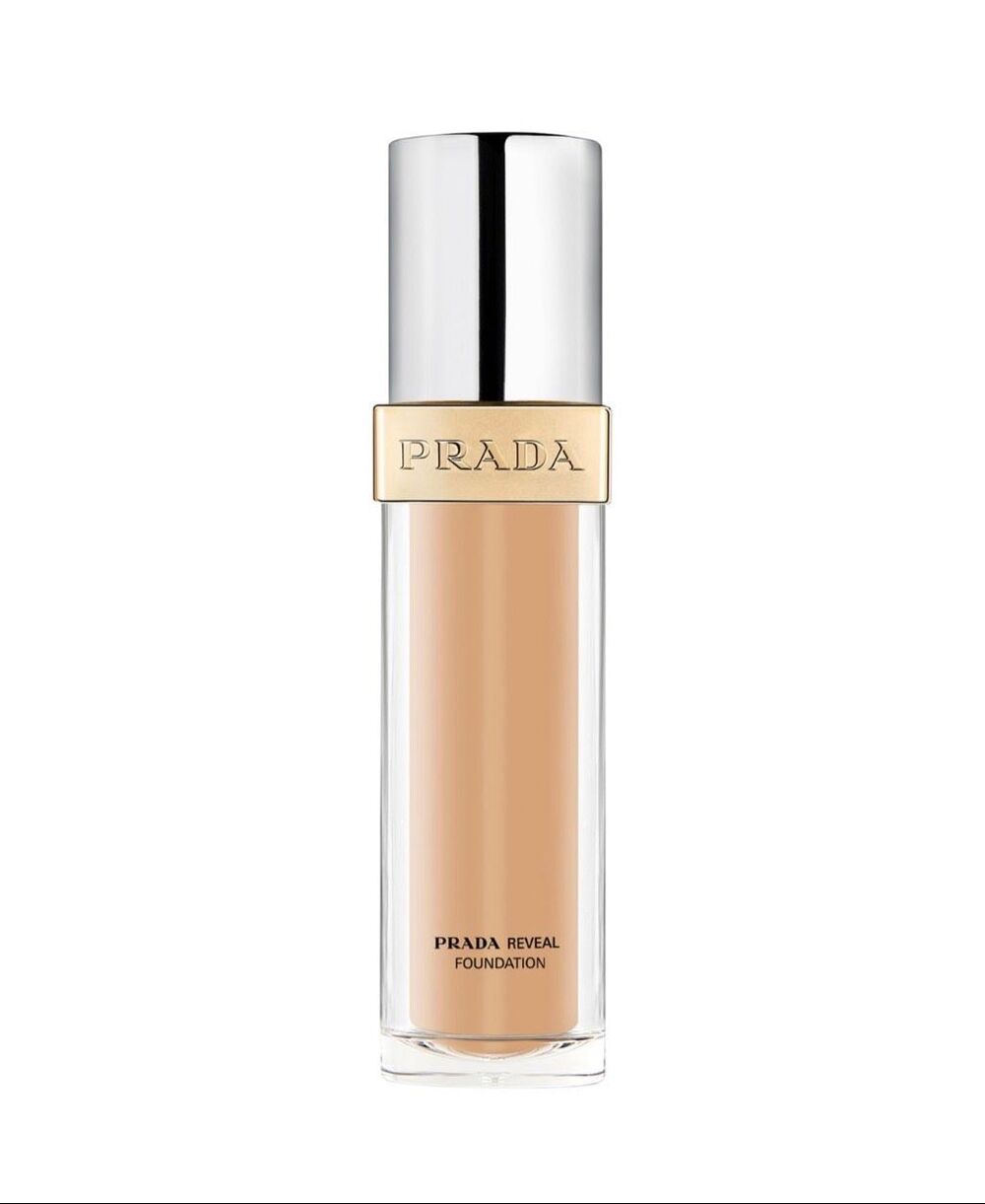 Prada Reveal Skin-Optimizing Refillable Soft Matte Foundation MN40